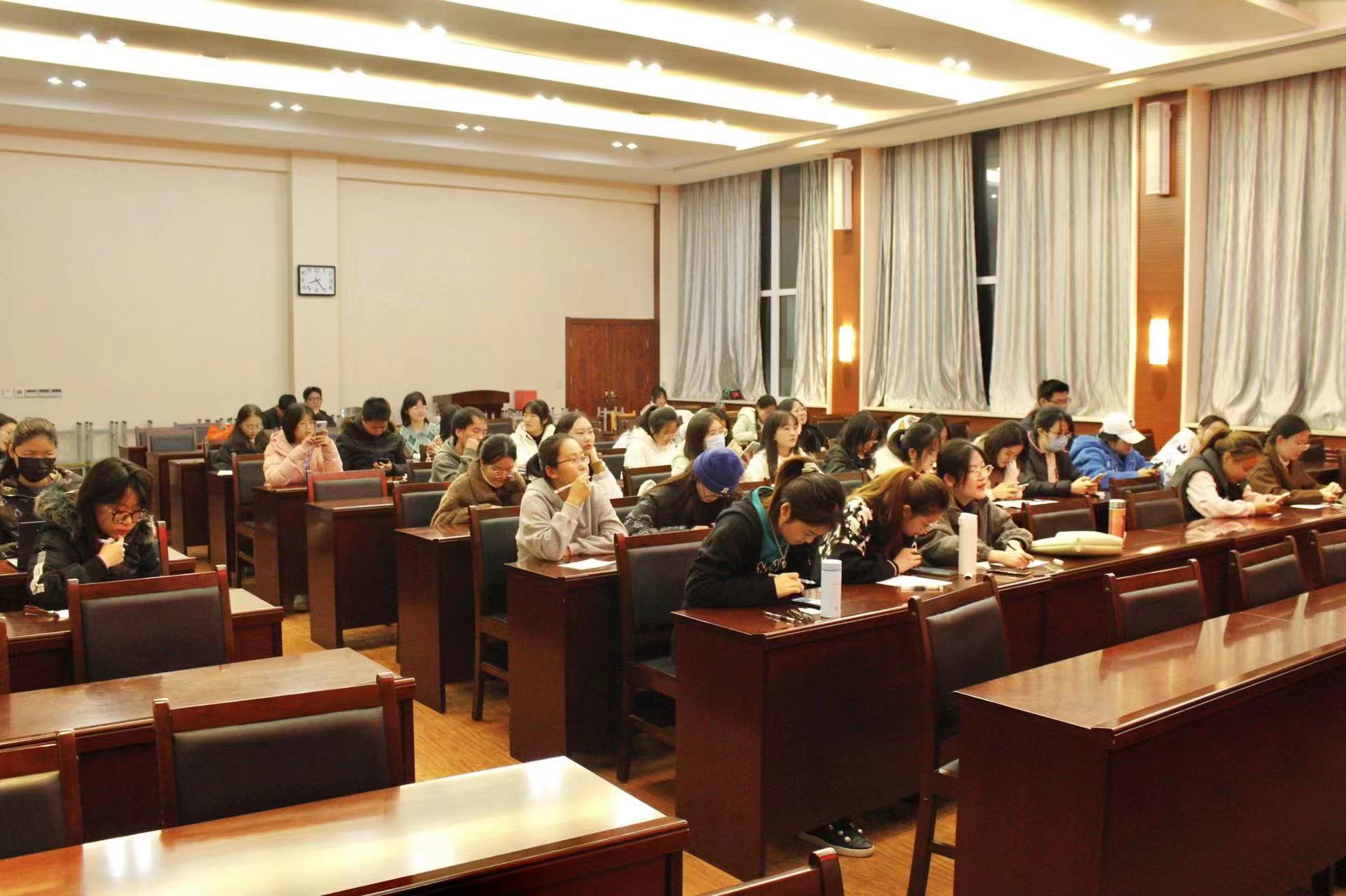 8d4cf46c95604e8abc780db9d73adfb5.jpg 8d4cf46c95604e8abc780db9d73adfb5.jpg