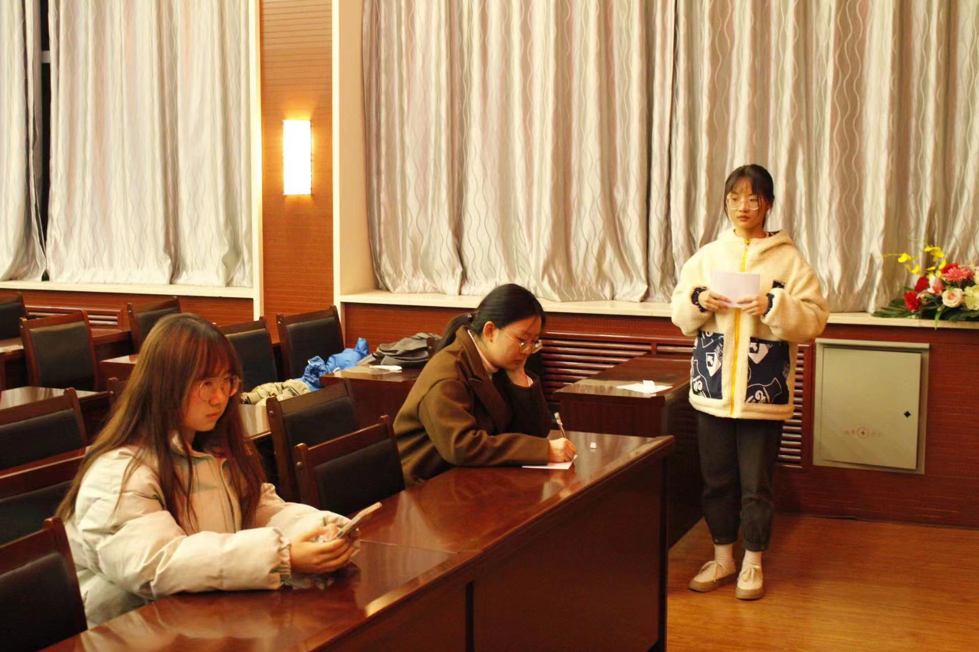 9d96455c5f7a4009b77c241158b42c4d.jpg 9d96455c5f7a4009b77c241158b42c4d.jpg