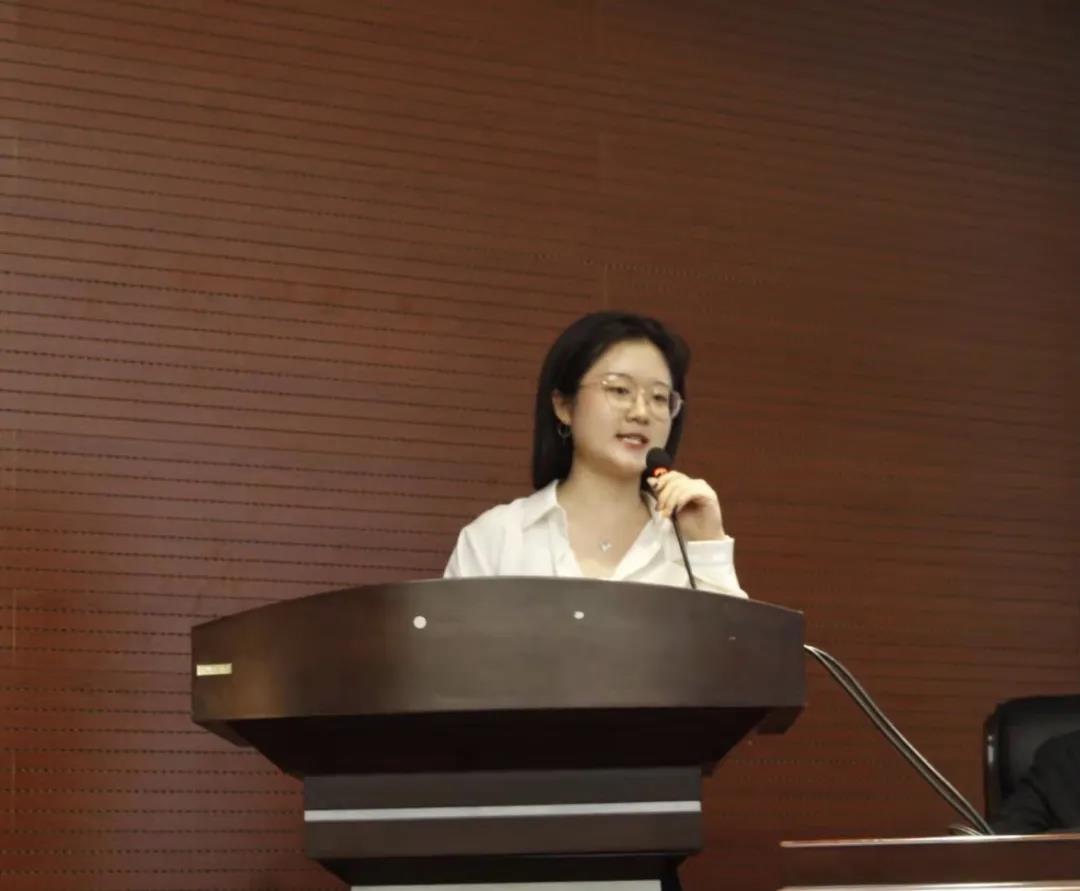 c1195b8b9d464b1e8c17fdc94897bb16.jpg c1195b8b9d464b1e8c17fdc94897bb16.jpg