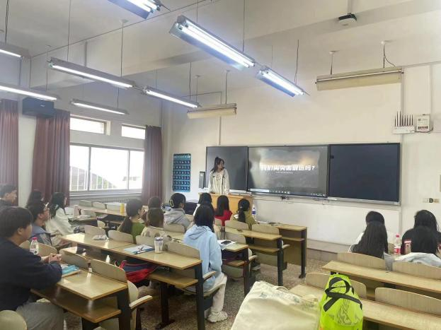 2309b64f304b408697bb0966924a3356.png 2309b64f304b408697bb0966924a3356.png