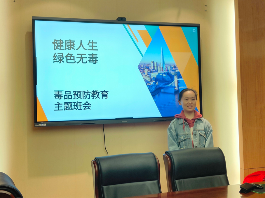 73b5467acfd14b8fbc4e4a5429768647.png 73b5467acfd14b8fbc4e4a5429768647.png