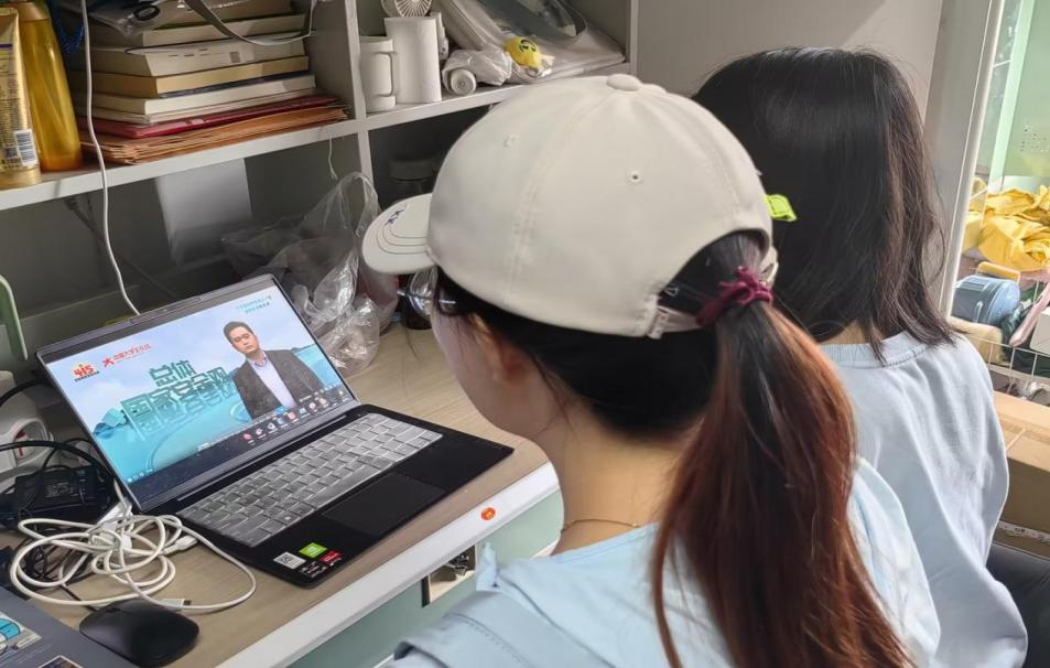 1d15d0199d5c4b10a230cf5811cea2ec.png 1d15d0199d5c4b10a230cf5811cea2ec.png