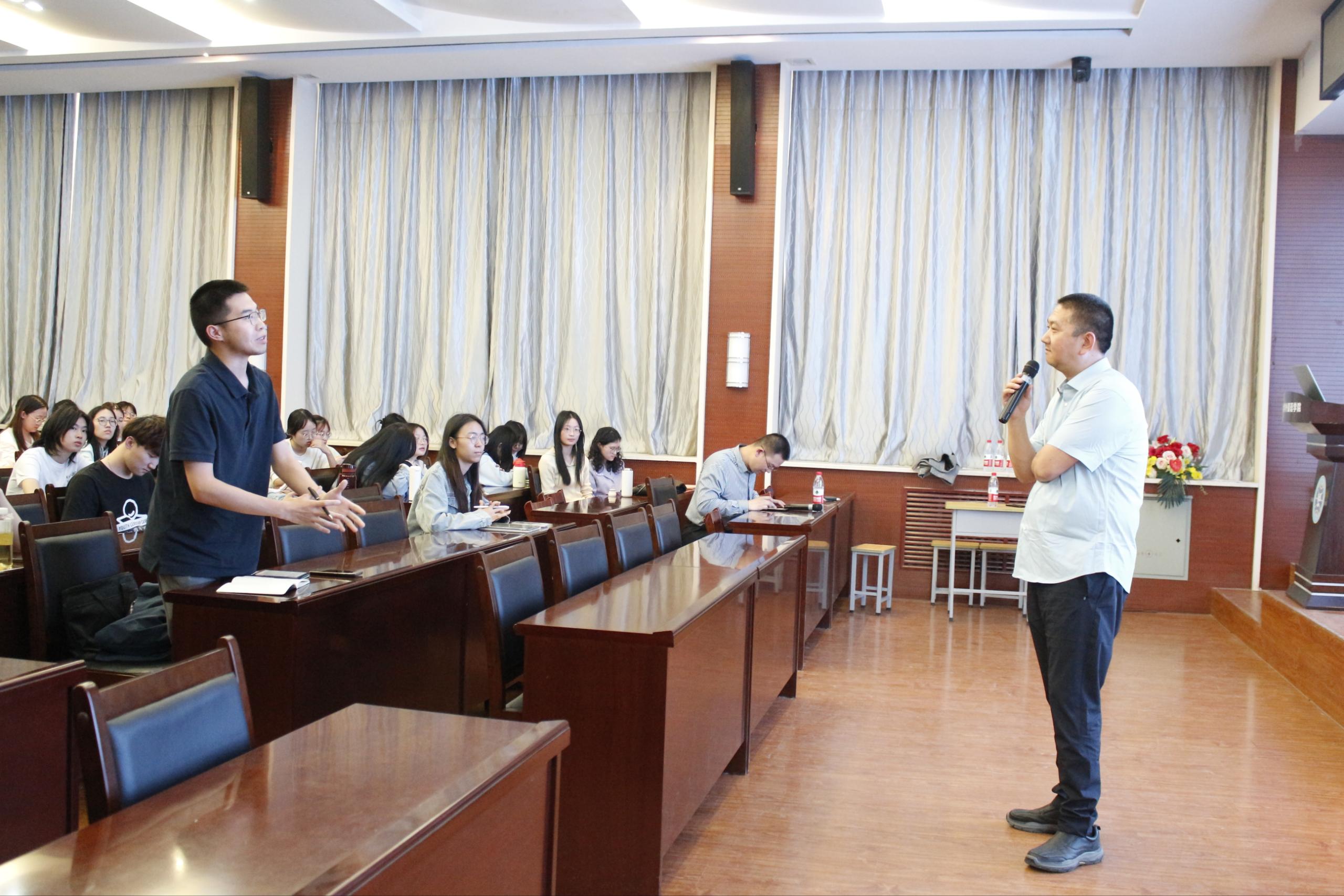 2c58232ac1b041db90f5558603540e30.jpg 2c58232ac1b041db90f5558603540e30.jpg